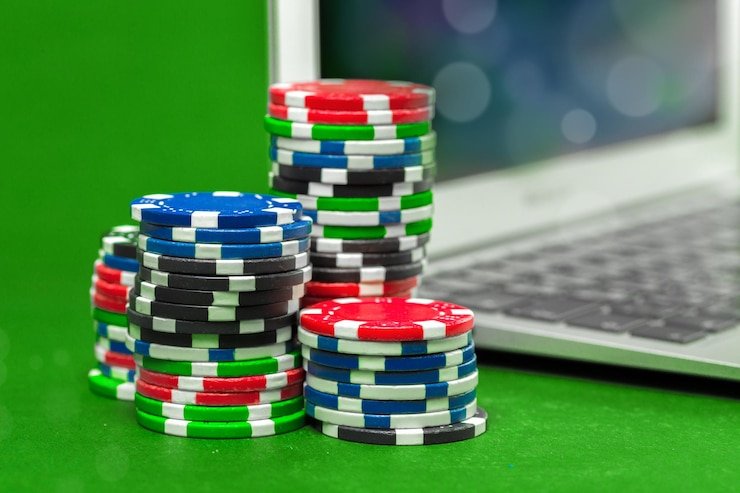 Paytable Treasures Aztec menampilkan nilai setiap kombinasi simbol